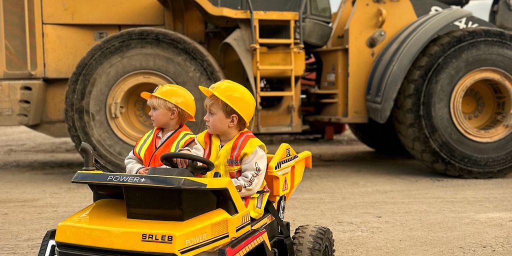 Top Toy Cement Mixer Ride-Ons for Young Builders